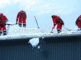 Цена чистки крыш от снега в Санкт-Петербурге
